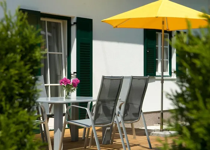 Holiday home Kleine Gartenvilla *