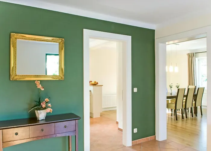 Kleine Gartenvilla Holiday home Portschach am Woerthersee